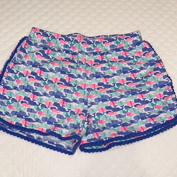 Vineyard Vines Other - Vineyard vines shorts